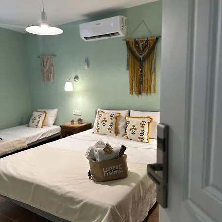 Pensión Hanole Macaron *