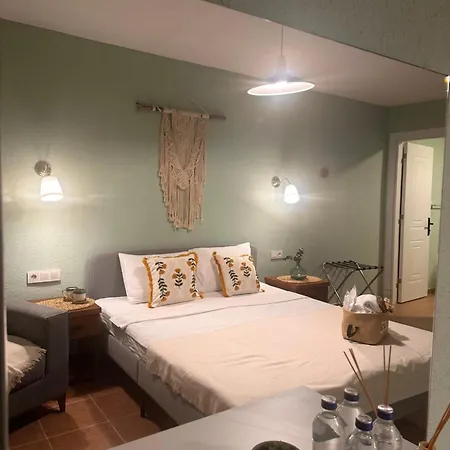 Hanole Macaron Ayvalı